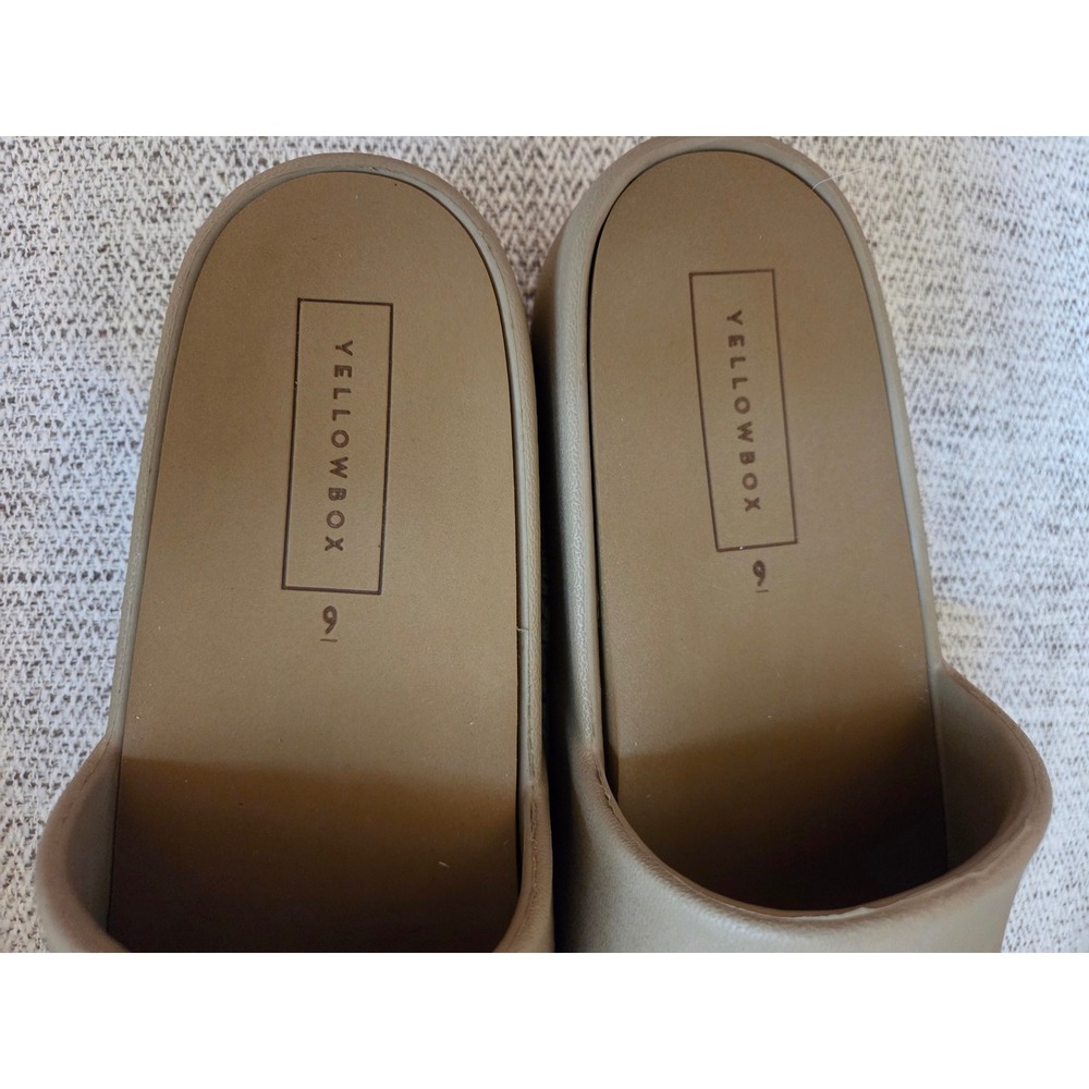 Yellow Box Womens Platform Slide Sandals Taupe Tan Chunky Sole Size 9 - Picture 2 of 5